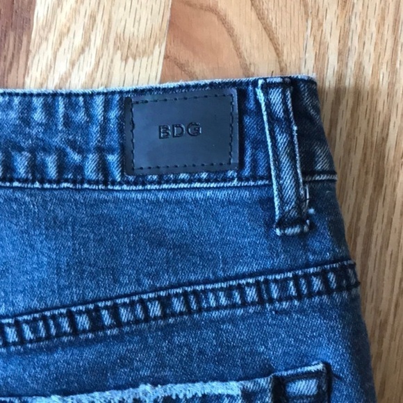 BDG Distressed Cut Off Denim Shorts - Picture 4 of 8